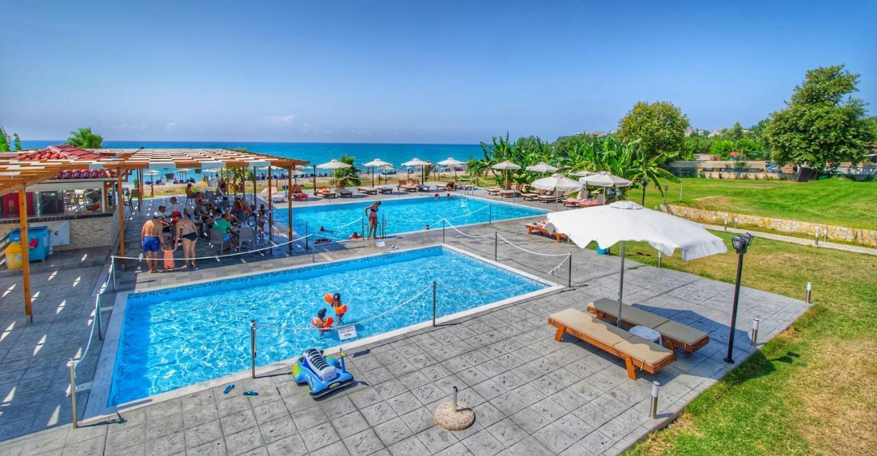 Ocean Hotel Resort Kastrosikia Eksteriør bilde